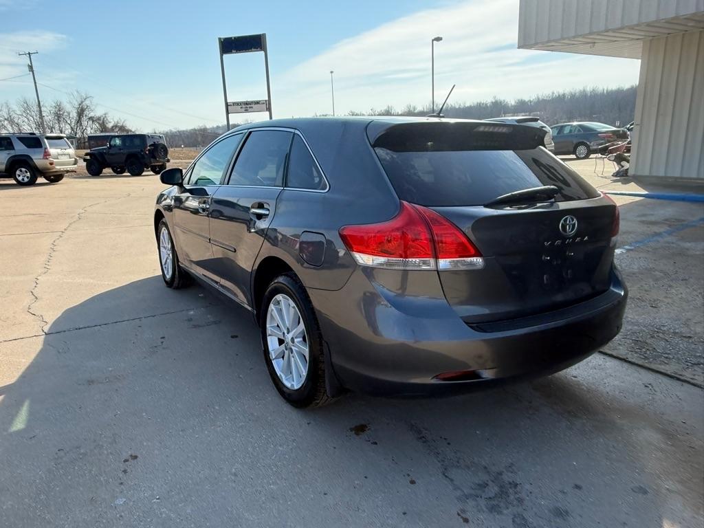 Toyota Venza FWD I4 2011