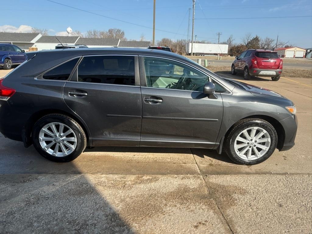 Toyota Venza FWD I4 2011