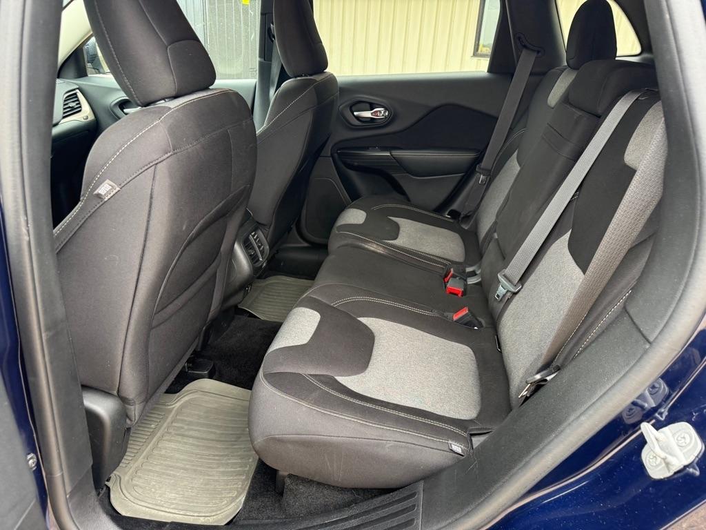 Jeep Cherokee Latitude FWD 2014