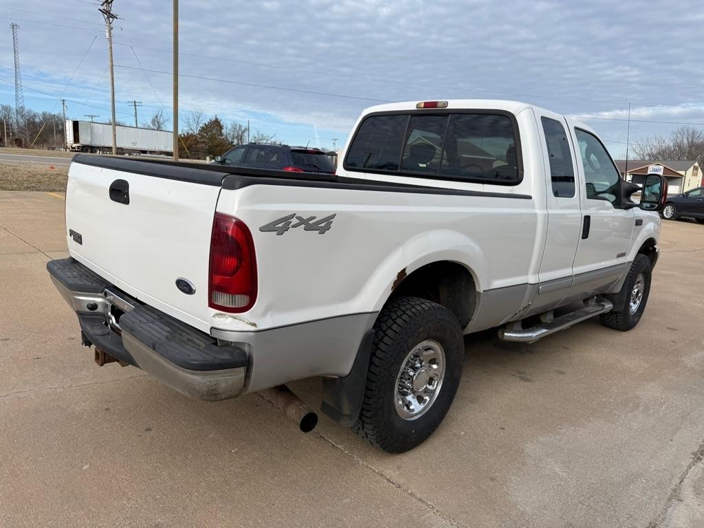 Ford F-250 SD XL SuperCab 4WD 2003