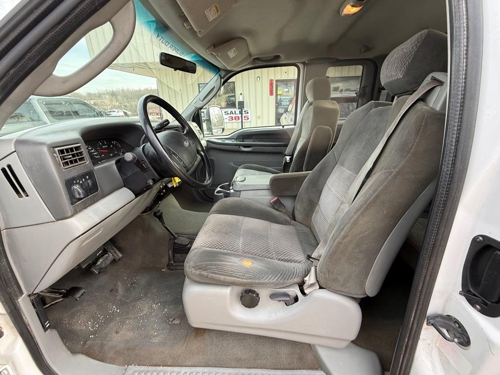 Ford F-250 SD XL SuperCab 4WD 2003