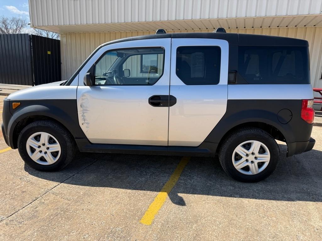 Honda Element LX 2WD AT 2008