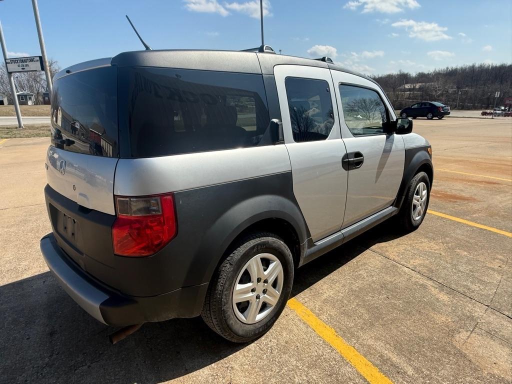 Honda Element LX 2WD AT 2008
