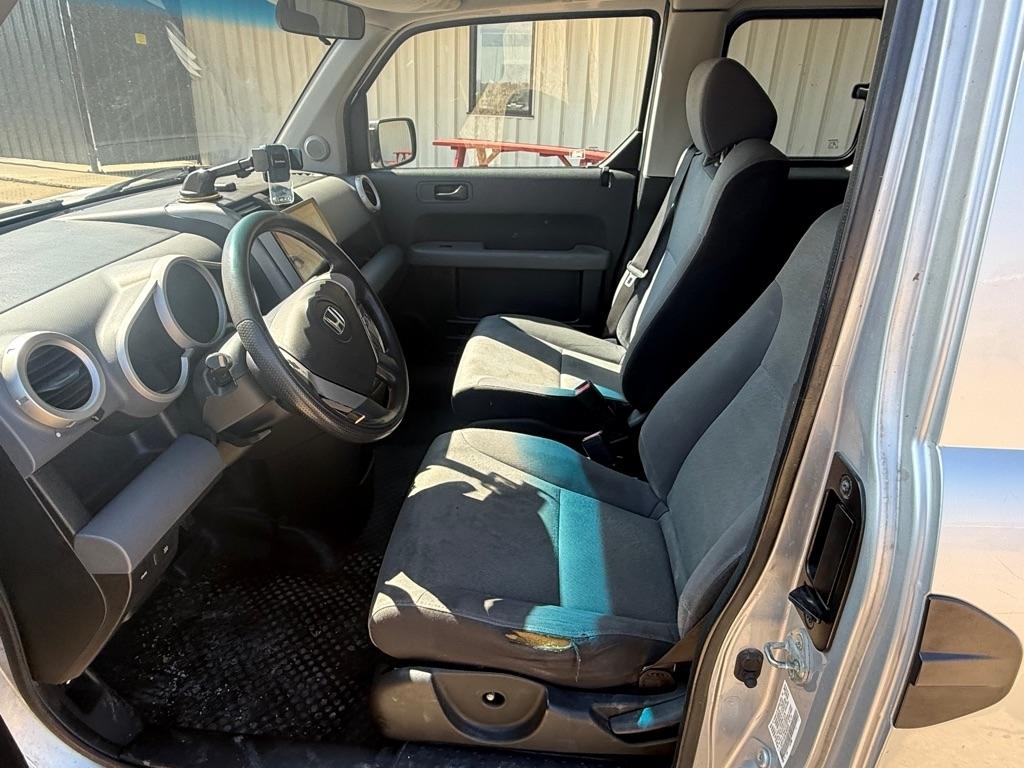 Honda Element LX 2WD AT 2008