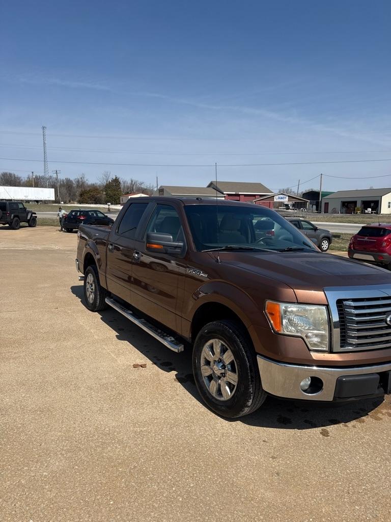 Ford F-150 XL SuperCrew 5.5-ft. Bed 2WD 2011