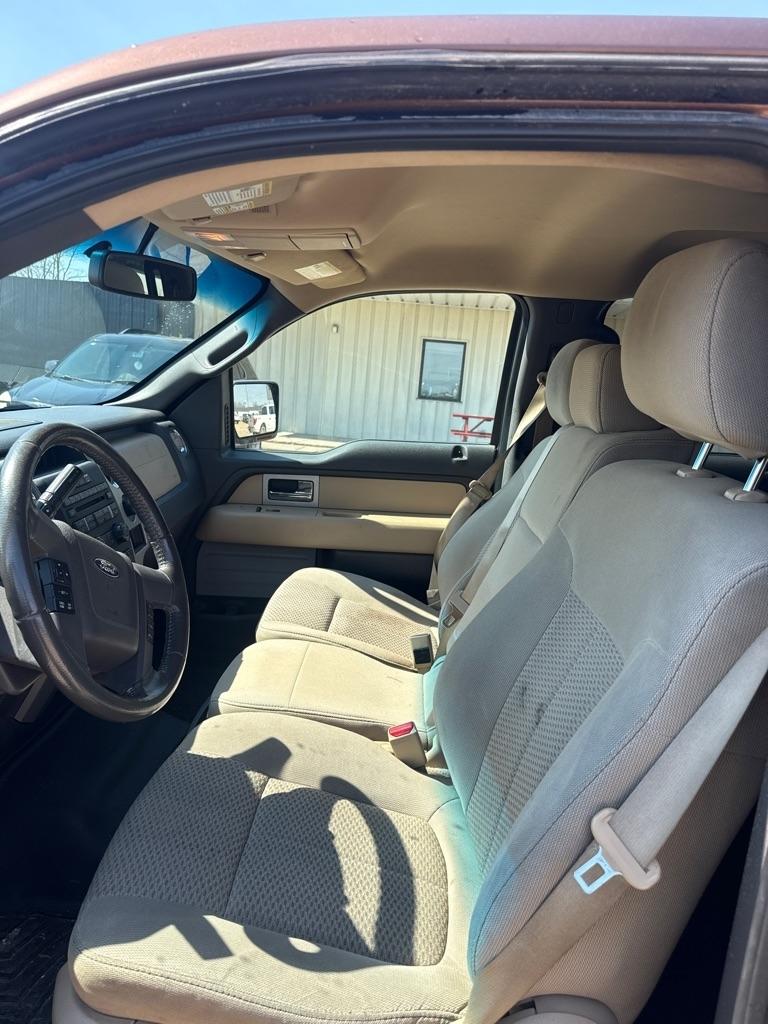 Ford F-150 XL SuperCrew 5.5-ft. Bed 2WD 2011