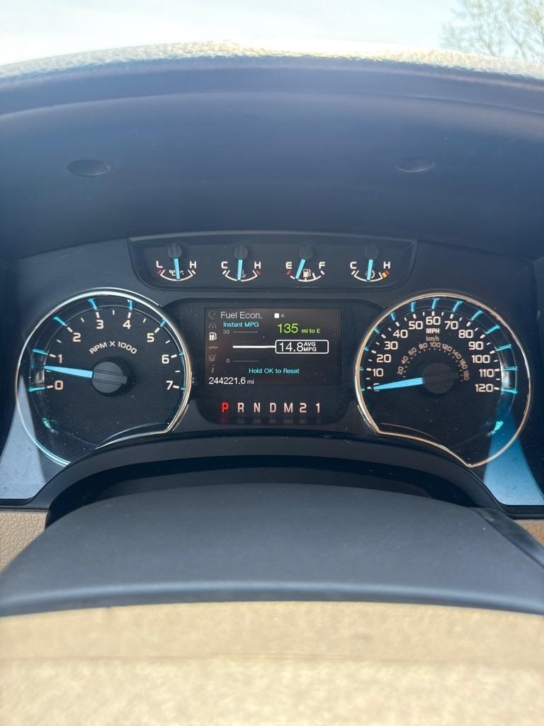 Ford F-150 XL SuperCrew 5.5-ft. Bed 2WD 2011