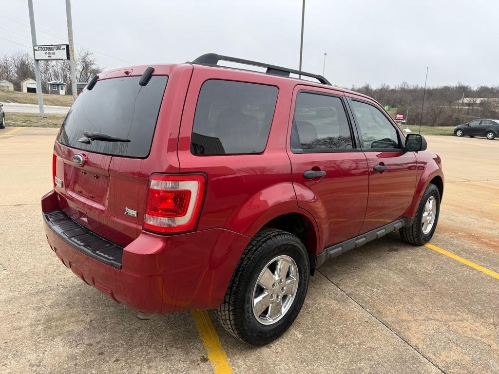 Ford Escape XLT 4WD 2012