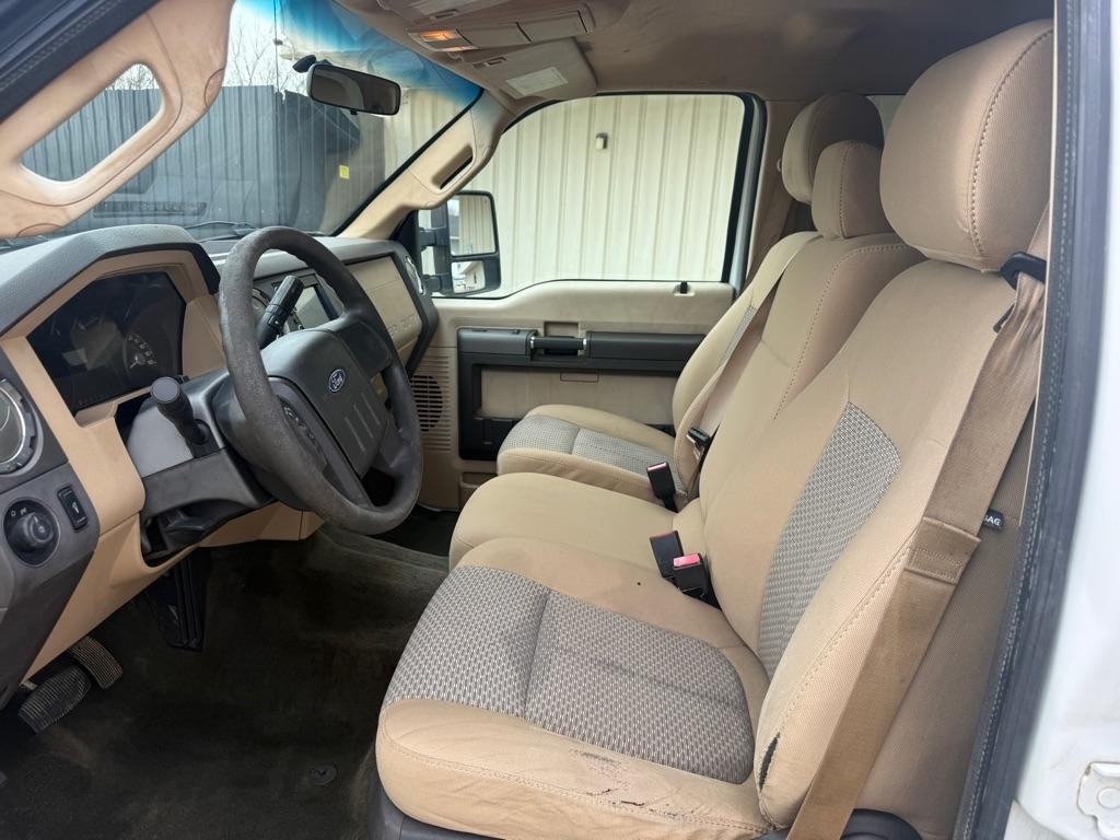 Ford F-250 SD King Ranch Crew Cab 2WD 2012