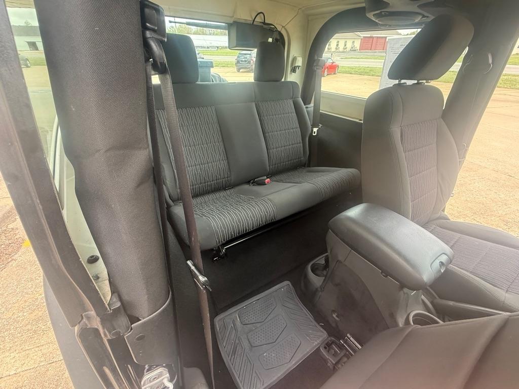 Jeep Wrangler Sport 4WD 2012