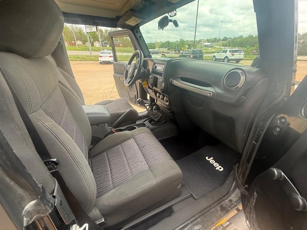 Jeep Wrangler Sport 4WD 2012