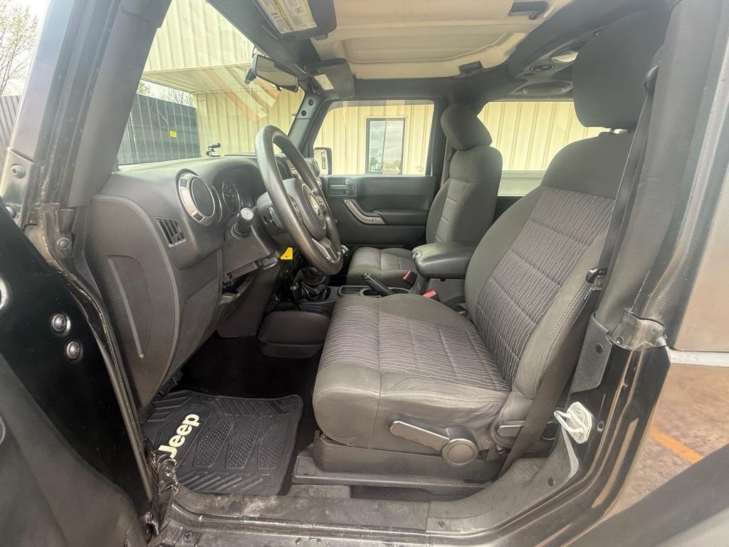 Jeep Wrangler Sport 4WD 2012