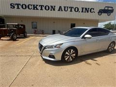 2019 Nissan Altima 
