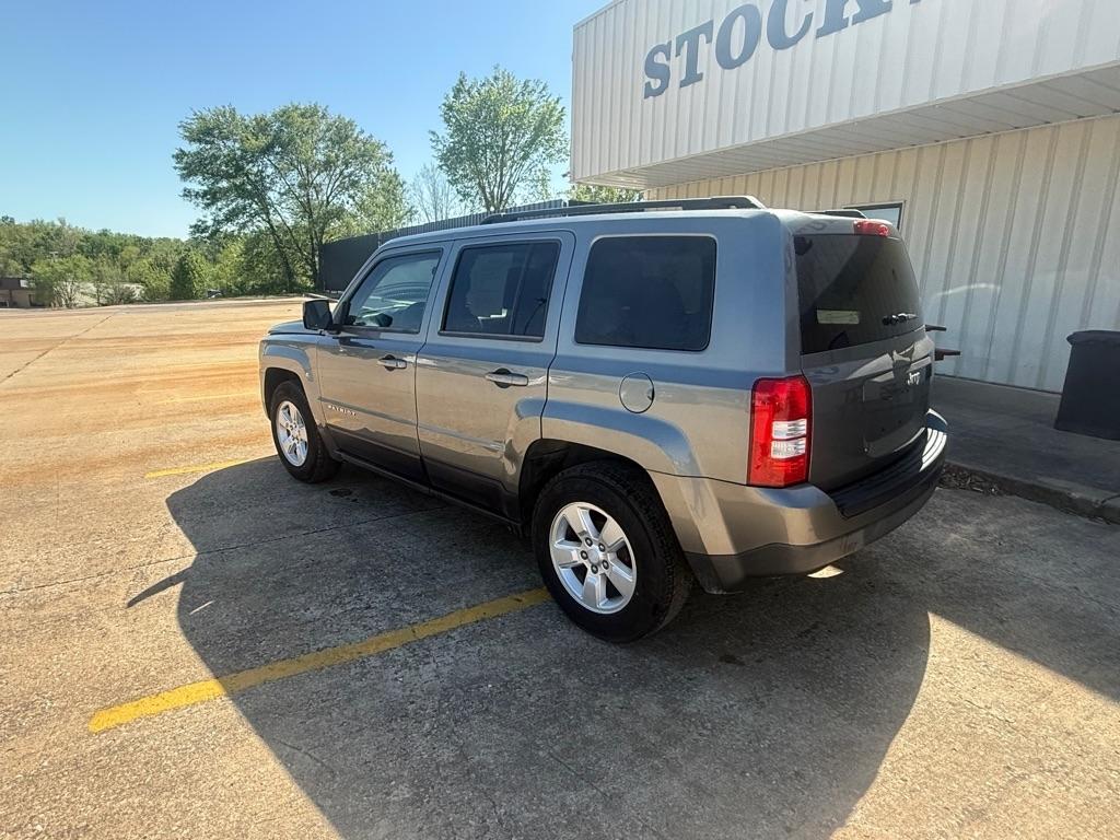 Jeep Patriot Sport 2WD 2013
