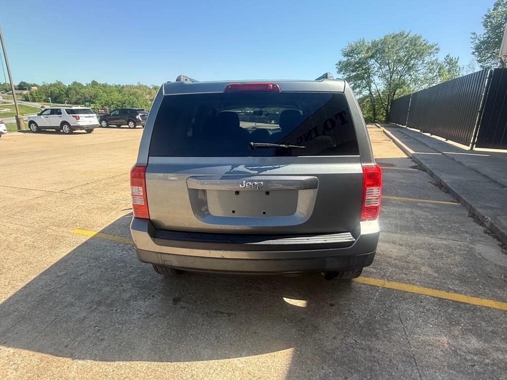Jeep Patriot Sport 2WD 2013