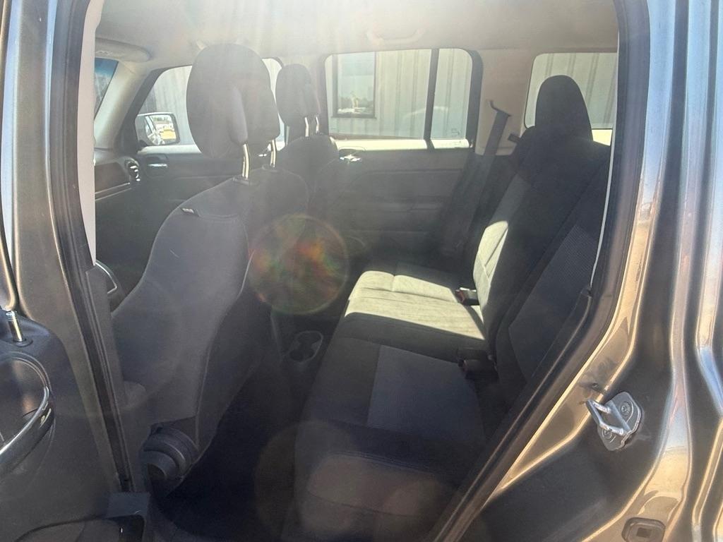 Jeep Patriot Sport 2WD 2013