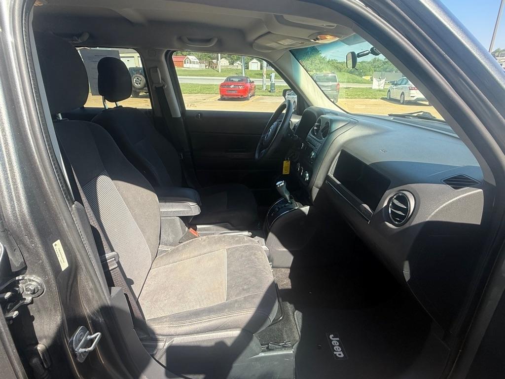 Jeep Patriot Sport 2WD 2013