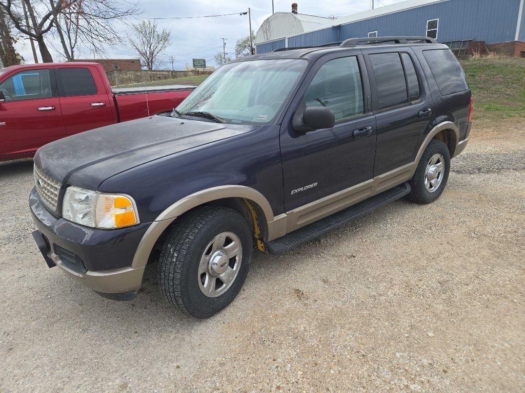 Ford Explorer Eddie Bauer 4WD 2002