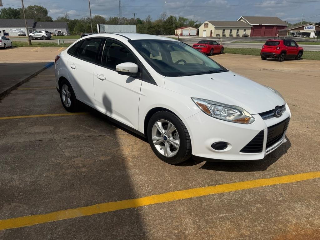 Ford Focus SE Sedan 2014