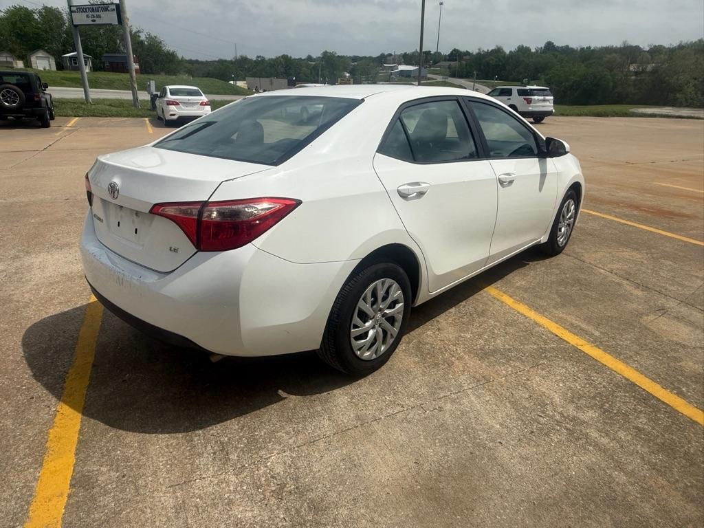 Toyota Corolla L CVT 2017