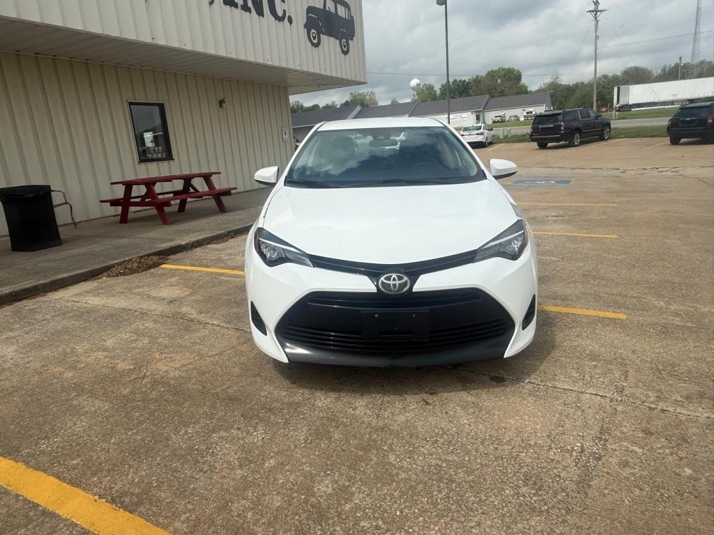 Toyota Corolla L CVT 2017