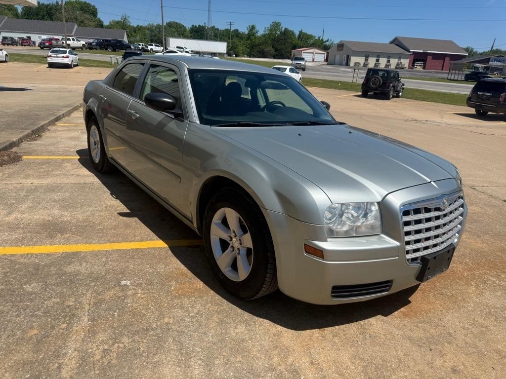 Chrysler 300 Base 2006