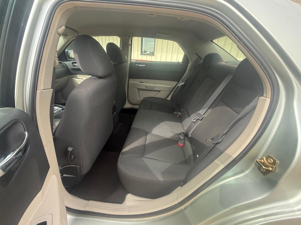 Chrysler 300 Base 2006