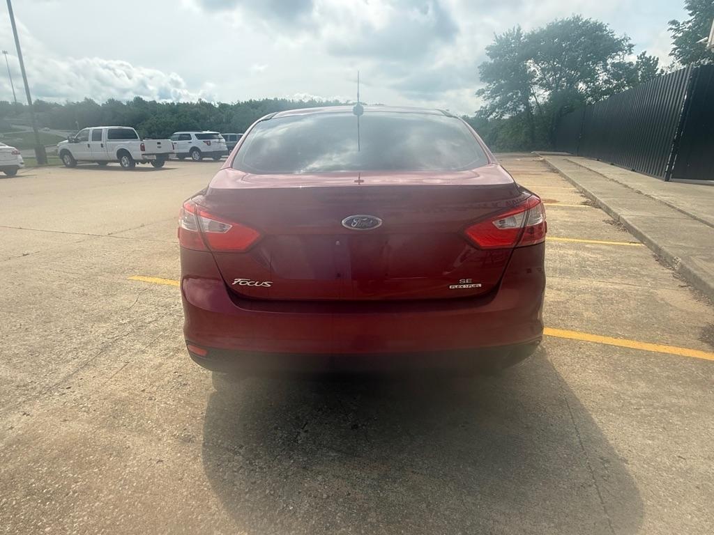 Ford Focus SE Sedan 2014