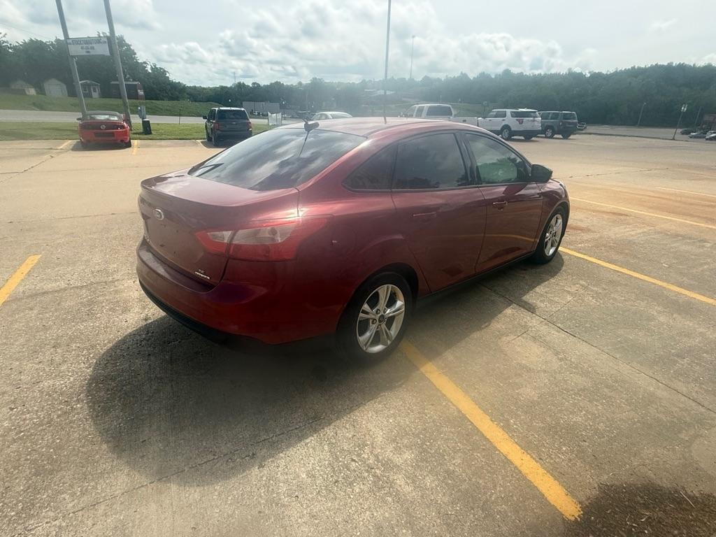 Ford Focus SE Sedan 2014