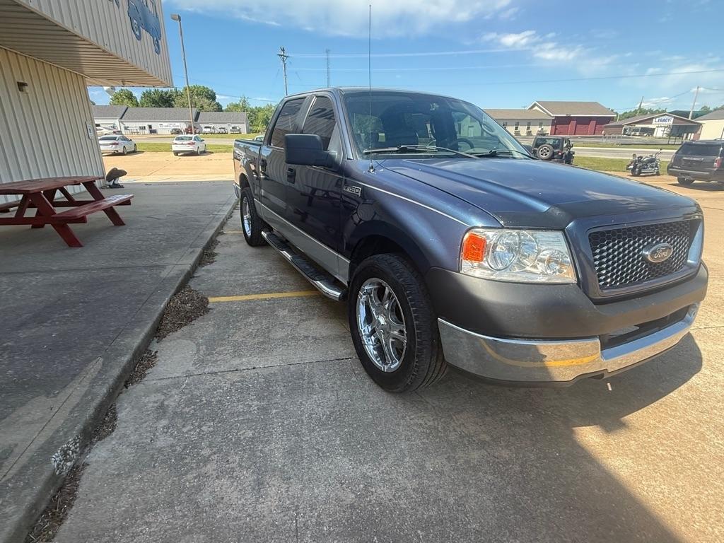 Ford F-150 XLT SuperCrew 2WD 2005