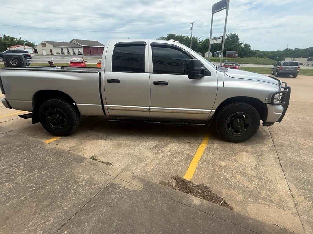 Dodge Ram 3500 ST Quad Cab Long Bed 2WD 2005