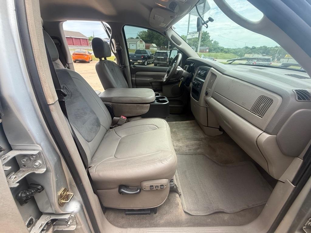 Dodge Ram 3500 ST Quad Cab Long Bed 2WD 2005