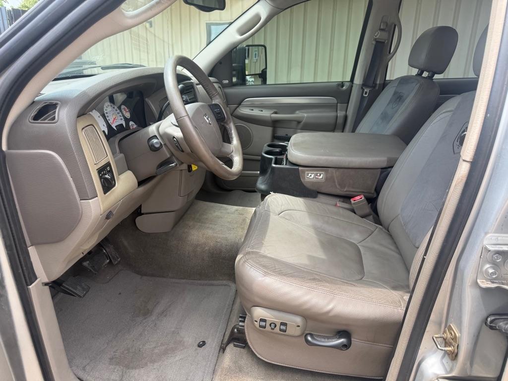 Dodge Ram 3500 ST Quad Cab Long Bed 2WD 2005
