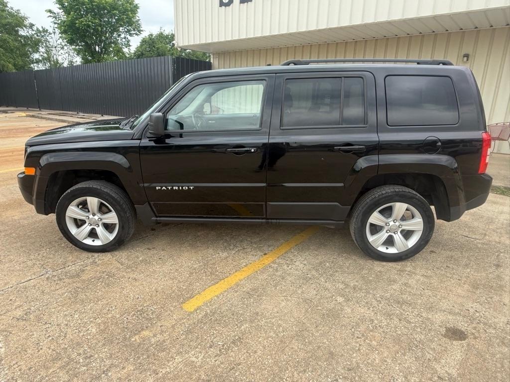 Jeep Patriot Latitude 2WD 2016