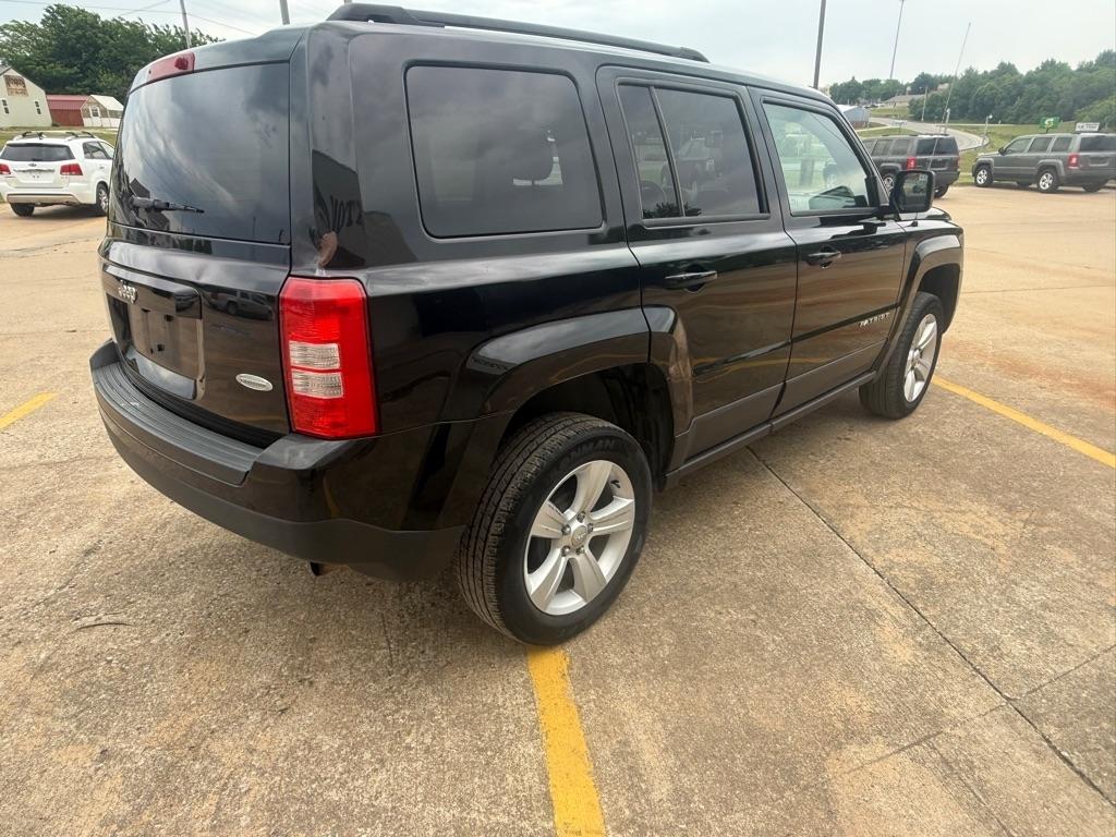 Jeep Patriot Latitude 2WD 2016