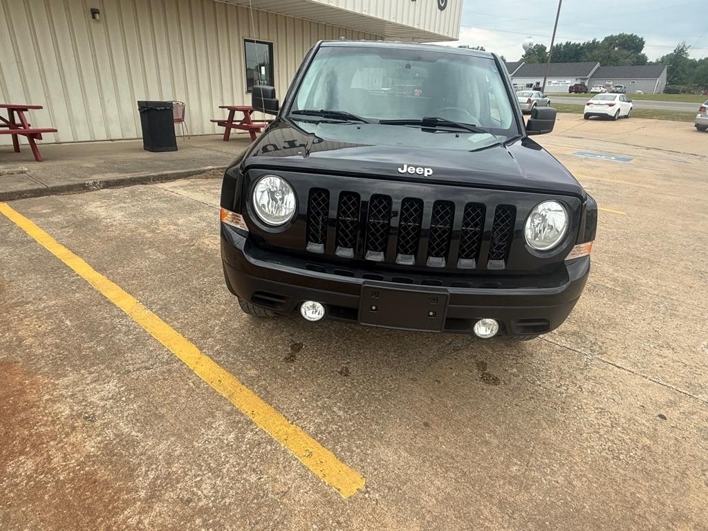 Jeep Patriot Latitude 2WD 2016