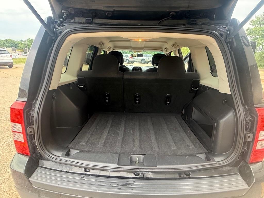 Jeep Patriot Latitude 2WD 2016