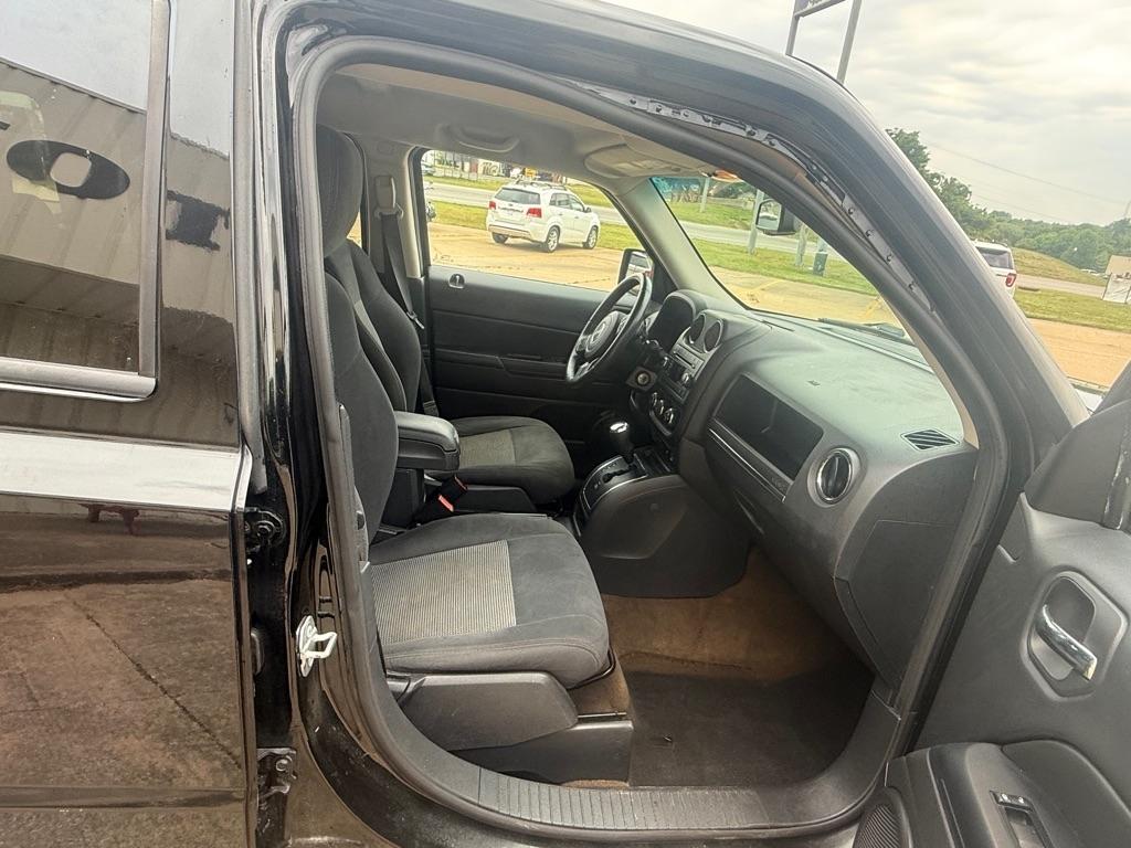 Jeep Patriot Latitude 2WD 2016