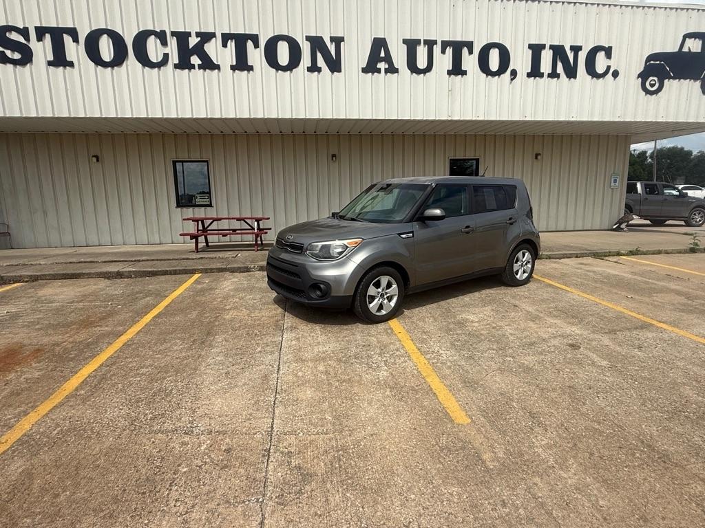 2017 Kia Soul 1.6L Base 6 A/T's photo