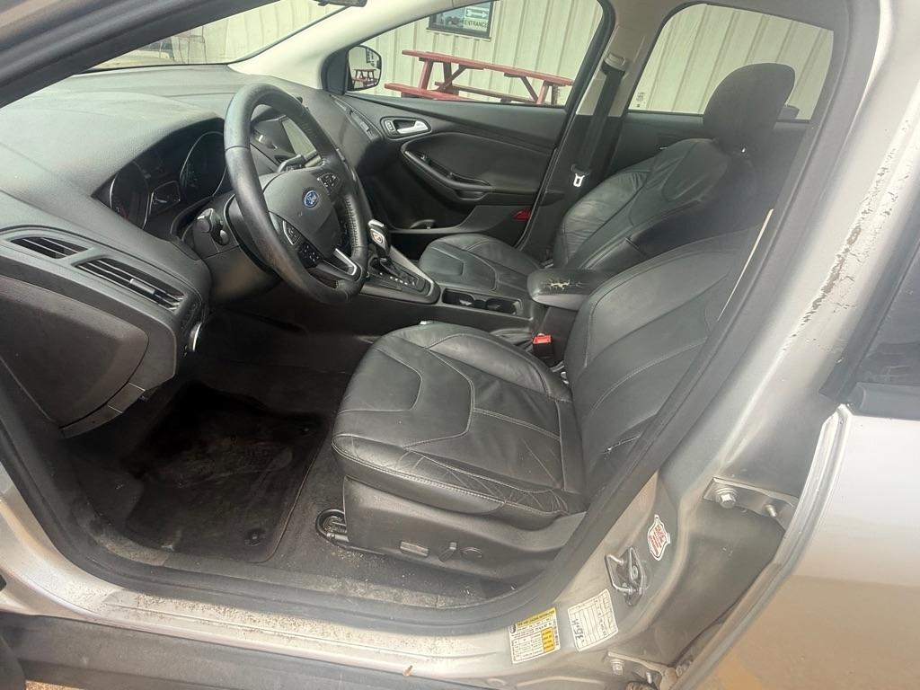 Ford Focus SE Sedan 2016