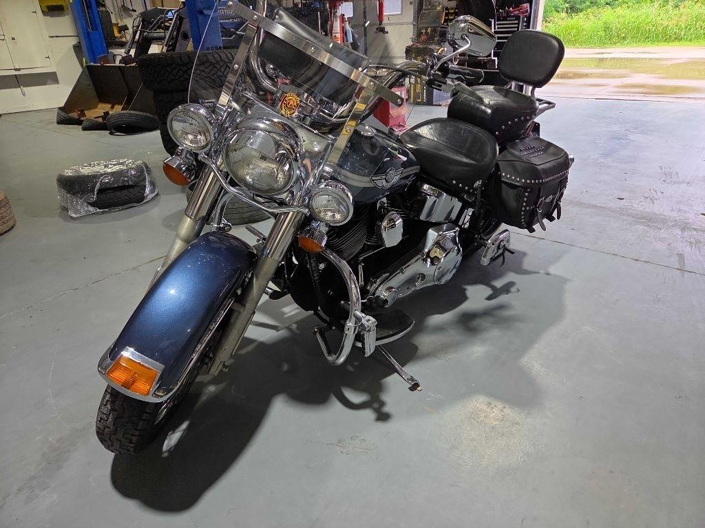 Harley-Davidson FLSTCI  2003