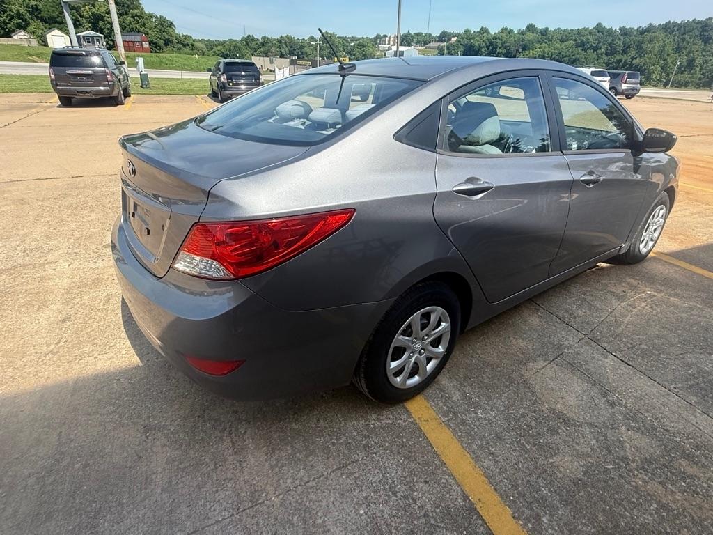 Hyundai Accent GLS 4-Door 2014