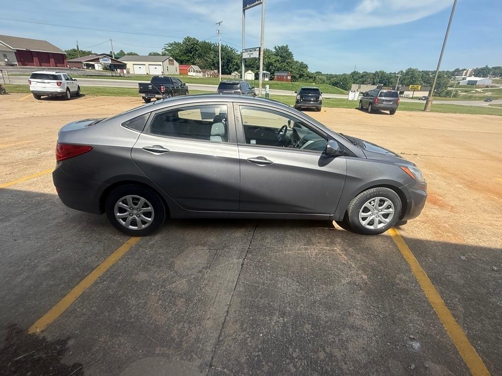 Hyundai Accent GLS 4-Door 2014