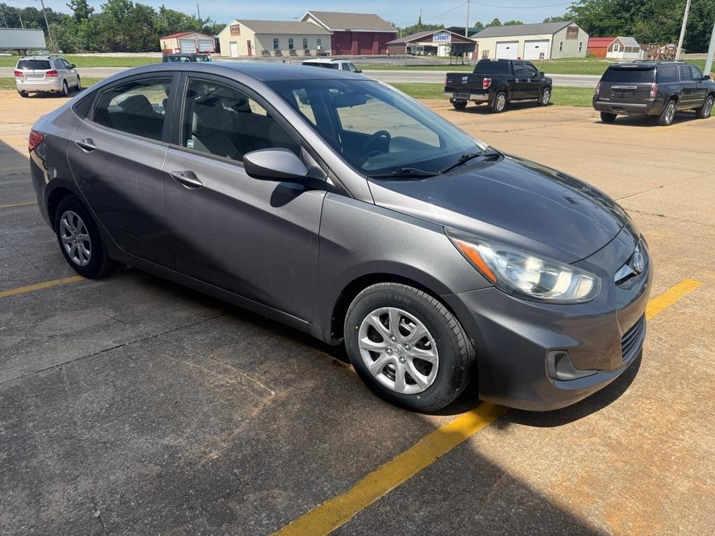 Hyundai Accent GLS 4-Door 2014