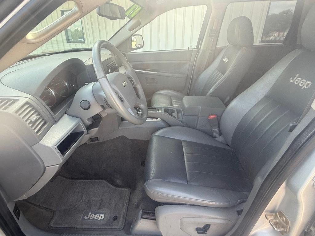 Jeep Grand Cherokee Laredo 2WD 2007
