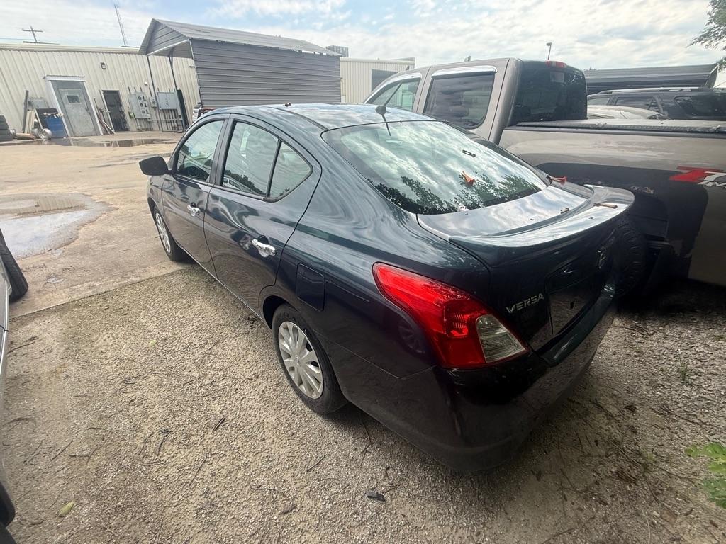 Nissan Versa 1.6 S 5M 2017