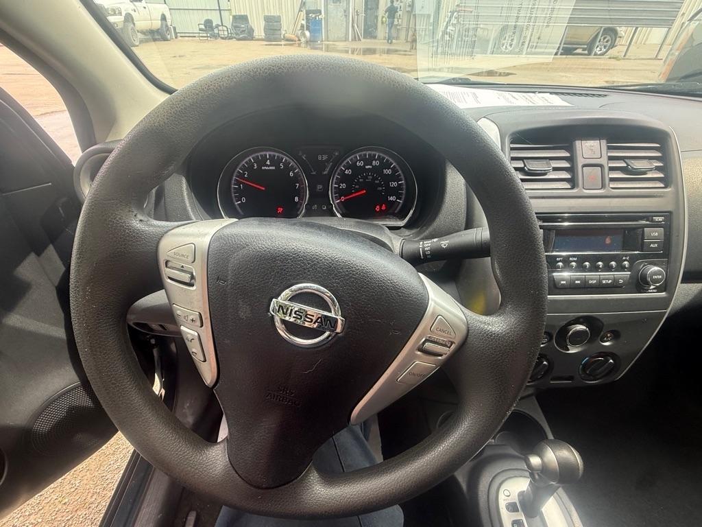 Nissan Versa 1.6 S 5M 2017