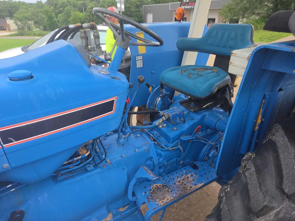 Ford Tractor  1987