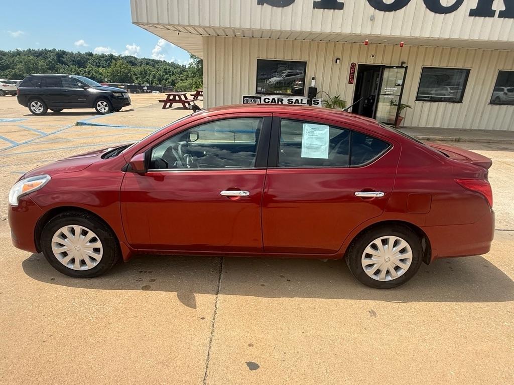 Nissan Versa 1.6 S 5M 2016