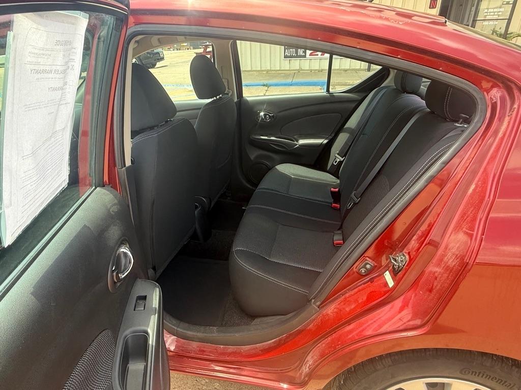 Nissan Versa 1.6 S 5M 2016